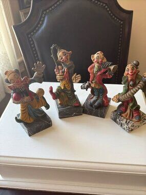 Vintage Italian Fontanini Clown Figurine Set
